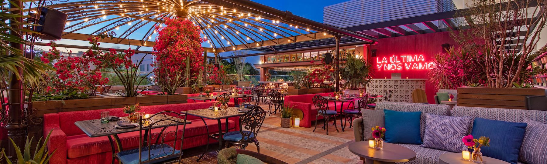 Rooftop Brunch in Miami Beach Moxy Miami South Beach